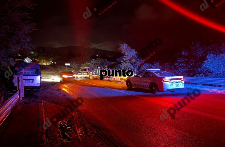 Un hombre muere tras ser arrollado por un auto en Petaquillas.