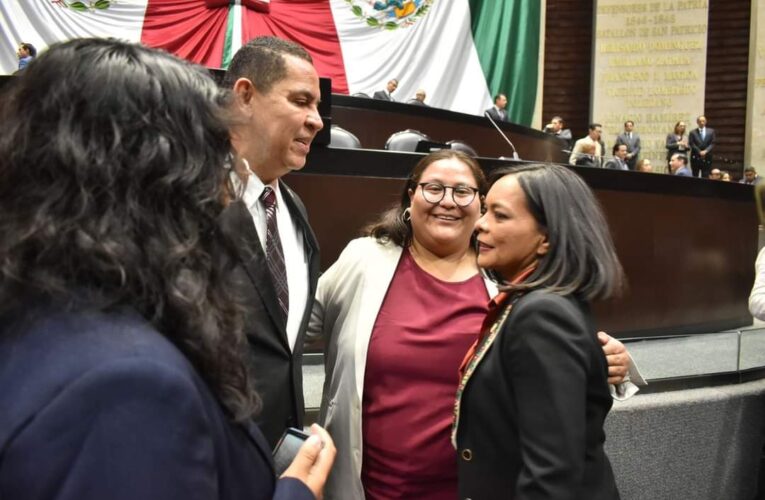 Beatriz Mojica presidirá la Comisión de Cultura en el Senado de la República