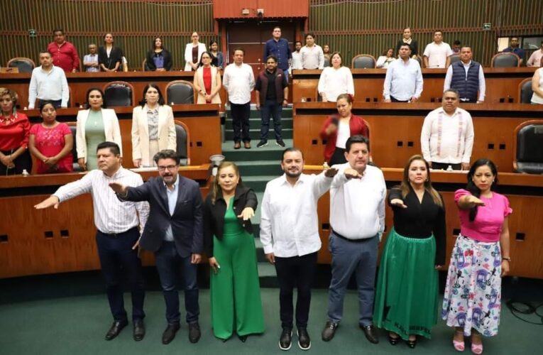 Toma protesta la Junta de Coordinación Política del Congreso de Guerrero