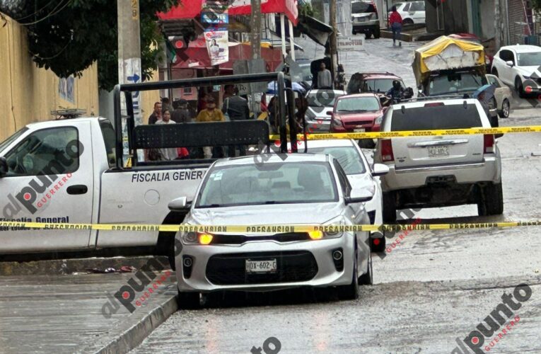 Asesinan a balazos a una pareja dentro de un auto en Chilpancingo