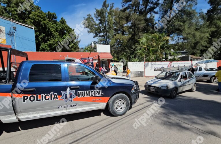 Reto de estudiantes del Cbtis 134 de Chilpancingo moviliza a la corporaciones policíacas