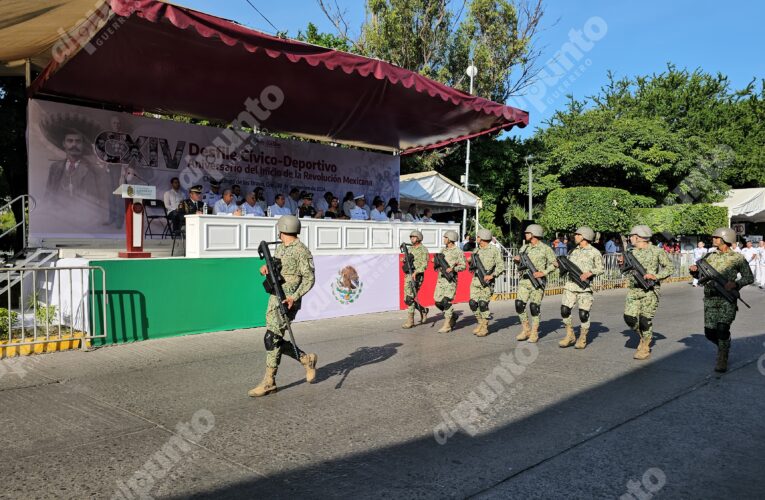 Ejército Mexicano encabezó el desfile de la Revolución Mexicana en Chilpancingo