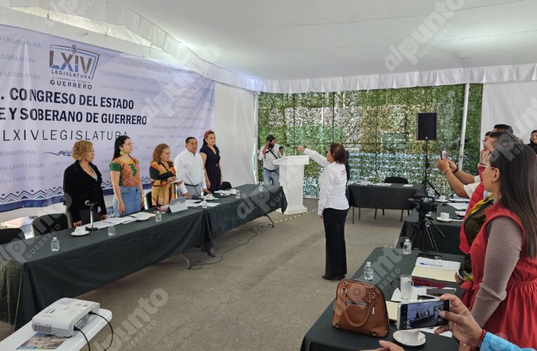 Omite la secretaria de la mujer hablar sobre feminicidio durante comparecencia