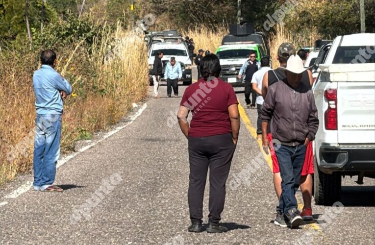 Hallan a un hombre decapitado en la carretera Chilpancingo-Tlapa
