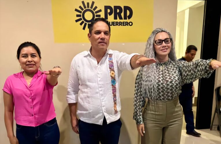 Nombran a Evodio Velázquez como nuevo dirigente del PRD Guerrero