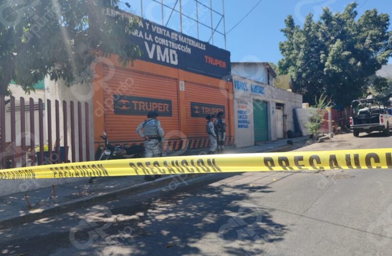 Irrumpen armados en mercado del PRI en Chilpancingo; matan a un hombre y dejan herida a la administradora