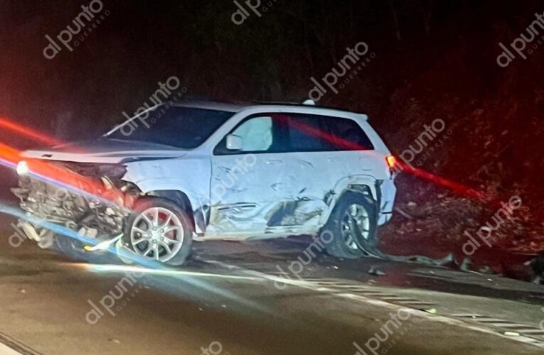 Hieren a balazos a 2 hombres en un presunto asalto en la Autopista del Sol.
