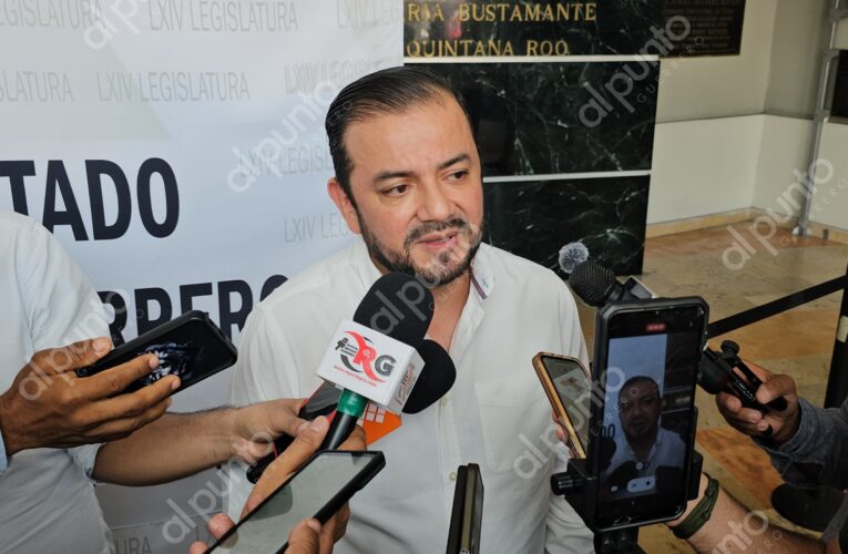 Llama Jesús Urióstegui a diputados de Morena a cumplir con lineamientos del partido.