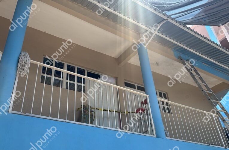 Hallan a joven sin vida dentro de un cuarto que rentaba en Ocotito.