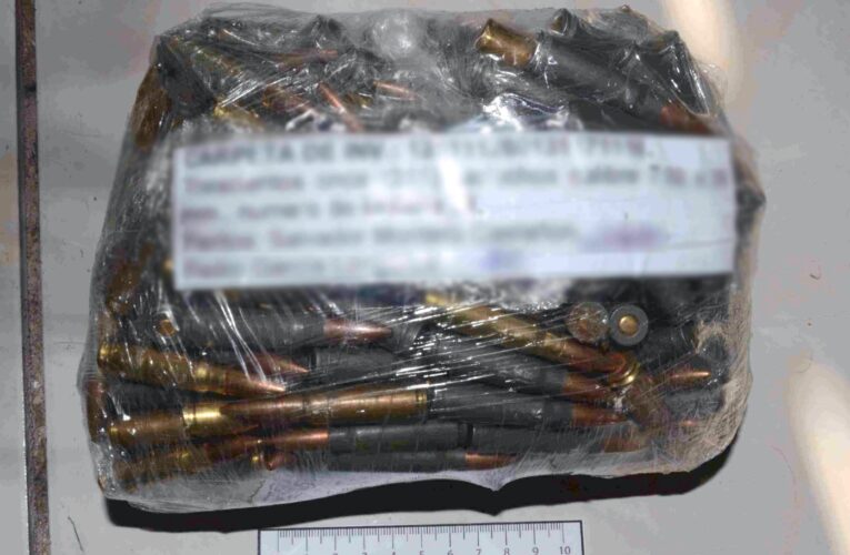 Condenan a 12 años de prisión a 11 hombres detenidos con arsenal en Tlapa.