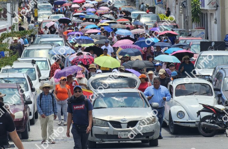 Anuncia CETEG regreso a clases y un receso de movilizaciones, después de tres semanas en paro.