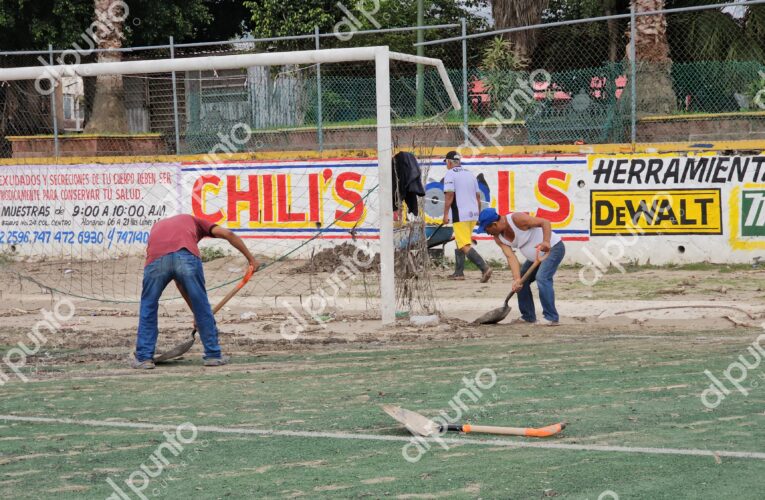 Más de 300 deportistas se quedan sin espacio para ejercitarse en la Galeana por inundación.