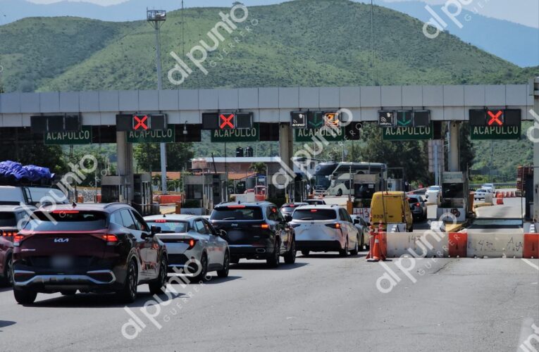 Inicia la llegada de turistas a Guerrero en el primer fin de semana vacacional