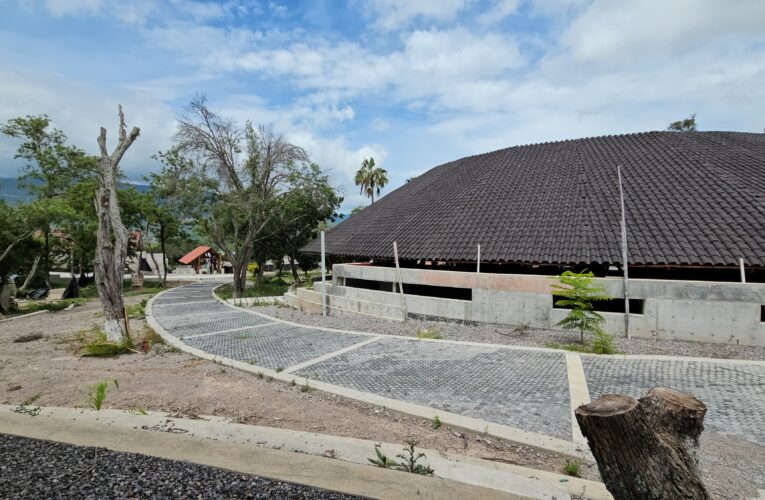 Sedatu y alcalde garantizan concluir obras del recinto ferial en tres meses