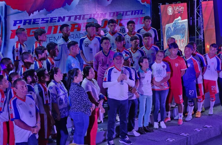 Presentan a las Águilas de la UAGro para la temporada 2025-2026