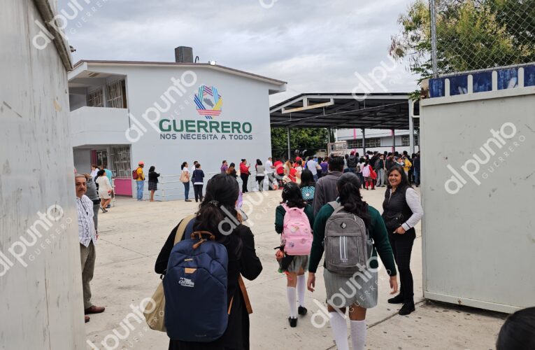 Inician clases en la ESGAID tras conflicto político interno