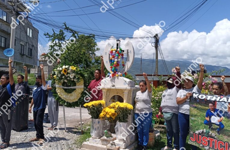 Exige Ayotzinapa cadena perpetua para policías por asesinato de Yanqui Kothan