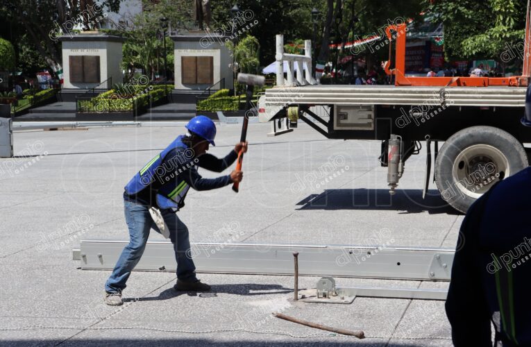 Perforan histórica plaza primer congreso de Anáhuac en Chilpancingo para informe del alcalde Gustavo Alarcón