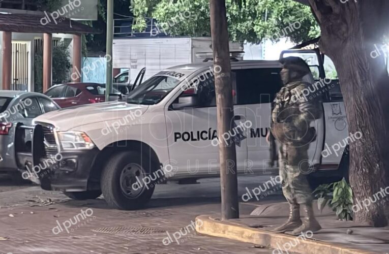 Dos muertos y un herido deja ataque armado frente a la Funeraria del Pacífico en Zihuatanejo