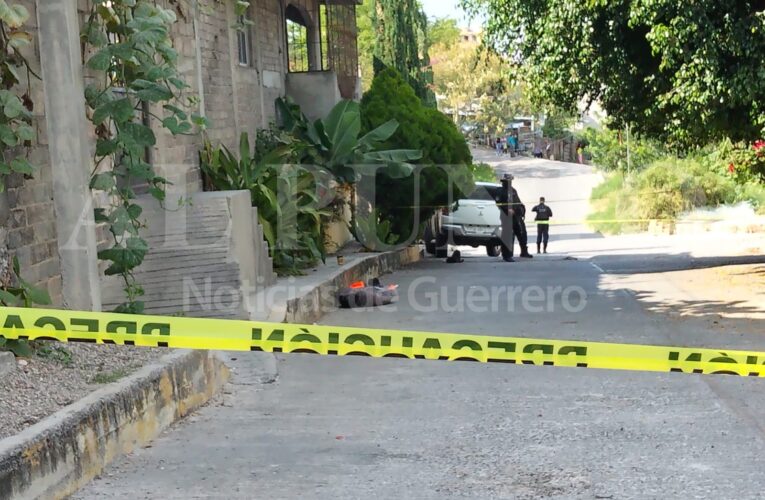 Identifican al joven asesinado en la colonia Omiltemi de Chilpancingo; era militar en activo