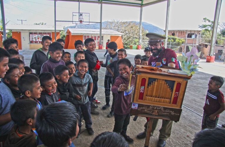 Un arcoíris de solidaridad ilumina la infancia nahua en la Montaña Baja de Guerrero