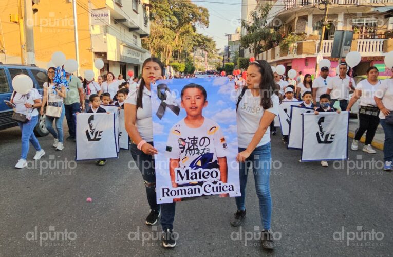 Rinden homenaje a Mateo durante aniversario de su escuela primaria