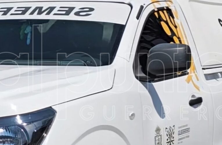 Pobladores de San Pedro Huitzapula, municipio de Atlixtac, retienen a personal de la FGE, Semefo y Policía Estatal