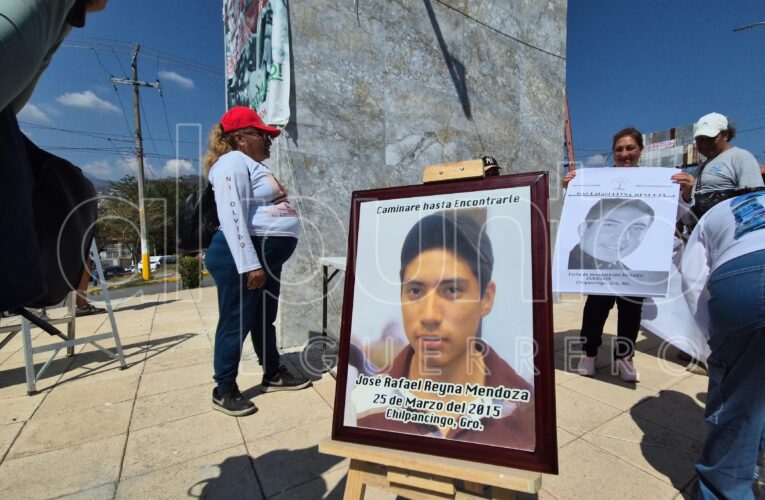 A 11 años de la desaparición de su hijo, madre exige avances en Chilpancingo