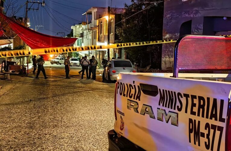 Ataque a balazos en plantón de trabajadores de la UAGro deja una mujer muerta y dos lesionados en Acapulco