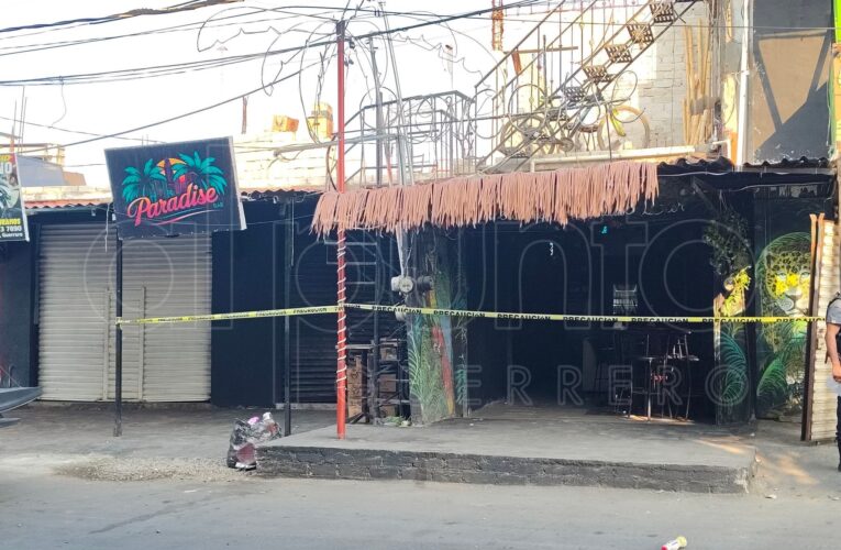 Un muerto tras presunta riña dentro de un bar en Atoyac