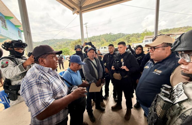 Llegan autoridades a Alcozacán tras casi una semana de violencia en comunidades de Chilapa