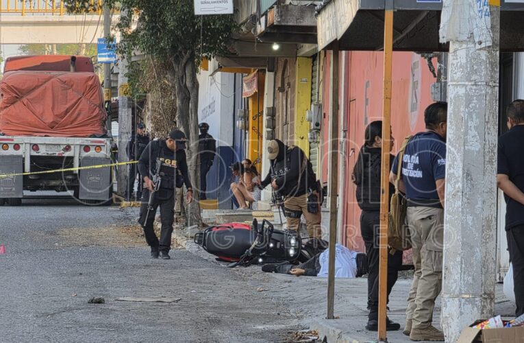 Asesinan a maestro de inglés del Liceo Británico frente a la FGE en Chilpancingo