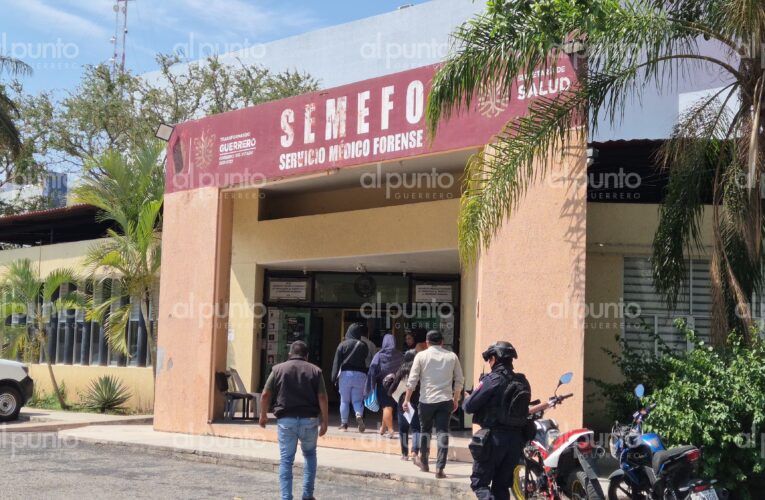Familias desplazadas de la montaña de Chilapa reciben cuerpos de víctimas asesinadas
