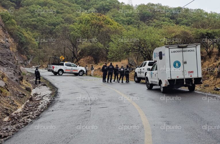 Hallan a dos hombres ejecutados y maniatados a orilla de la carretera Chilpancingo-Tixtla