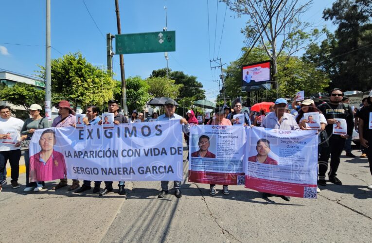 Familiares de docente desaparecido realizan bloqueos simultáneos para demandar acciones de búsqueda