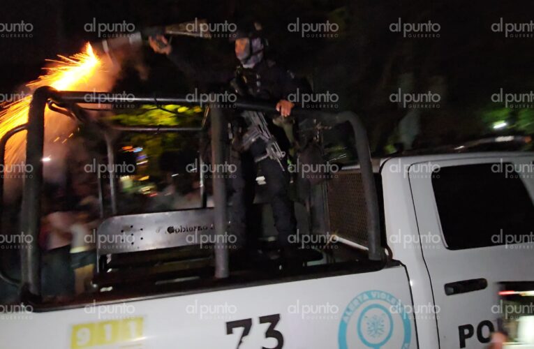 Abren investigación contra policía por lanzar gas lacrimógeno durante festejo en Chilpancingo