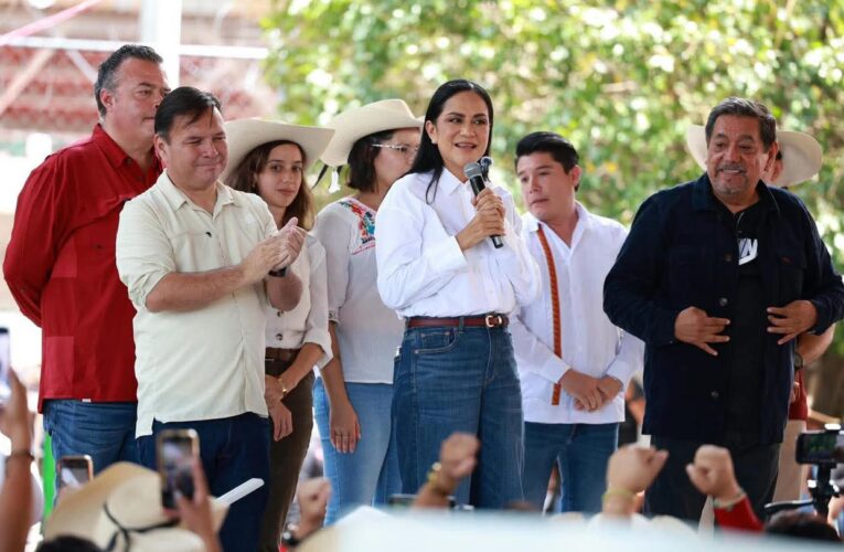 Dirigencia de Morena respalda a Félix Salgado durante asamblea en Taxco