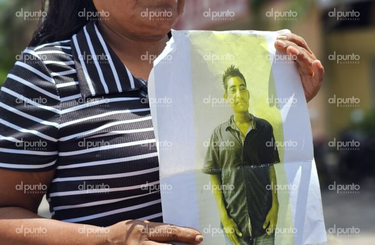 Entregan a su madre el cuerpo de joven desaparecido en Acapulco; permaneció casi tres años en el Semefo de Chilpancingo