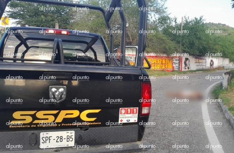 Hallan a un hombre asesinado con torniquete en la colonia Ampliación La Mica, en Acapulco