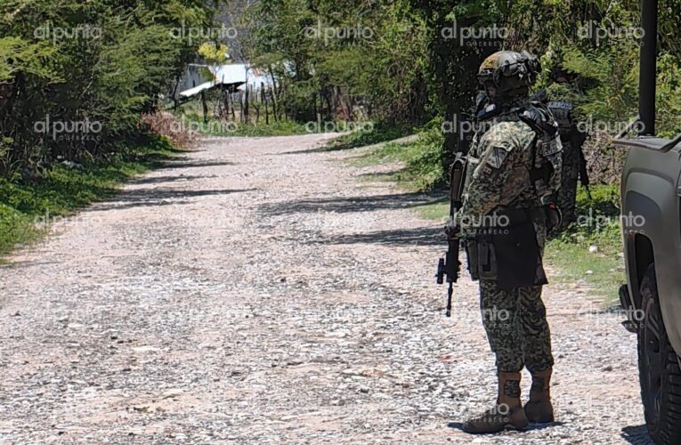 Matan a un albañil en Iguala y le dejan una cartulina con mensaje clavada al pecho
