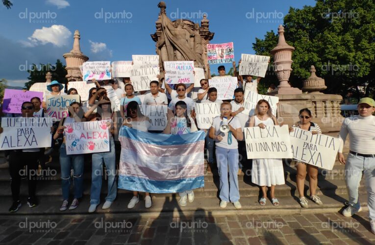 Marchan en Iguala para exigir justicia por asesinato de Alexa