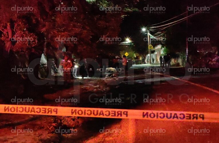 Matan a un hombre y hieren a dos jóvenes en ataque armado sobre la carretera Iguala-Taxco