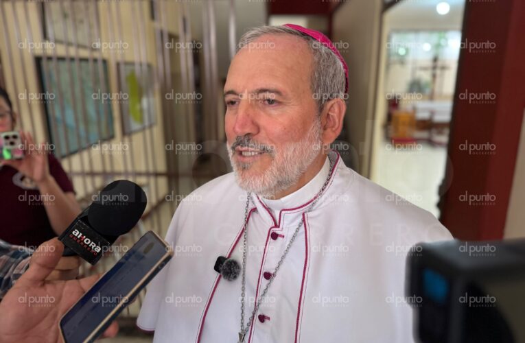 Defiende obispo uso de pirotecnia en fiestas religiosas pese al accidente en iglesia de Cocula
