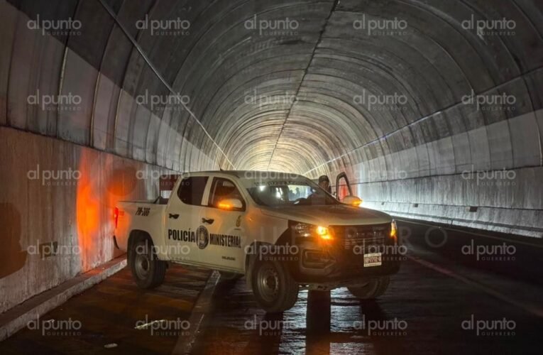 Adulto mayor atropella a trabajadores de Capufe en la Autopista del Sol; mueren tres