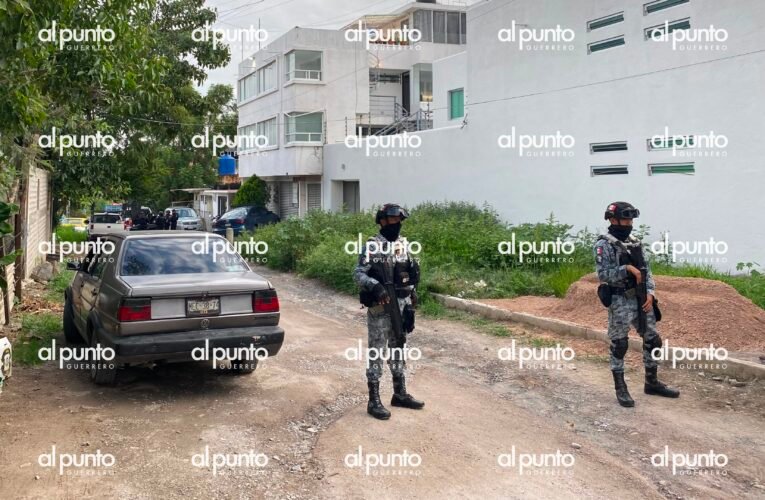Hallan sin vida a un militar dentro de su vivienda, en Chilpancingo