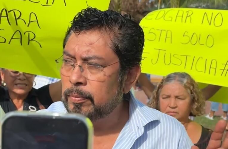 Encaran a Sofío Ramírez en Zihuatanejo y le exigen responder por accidente