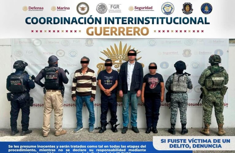 Detienen a dos policías y dos funcionarios del C-2 de Taxco por desaparición forzada
