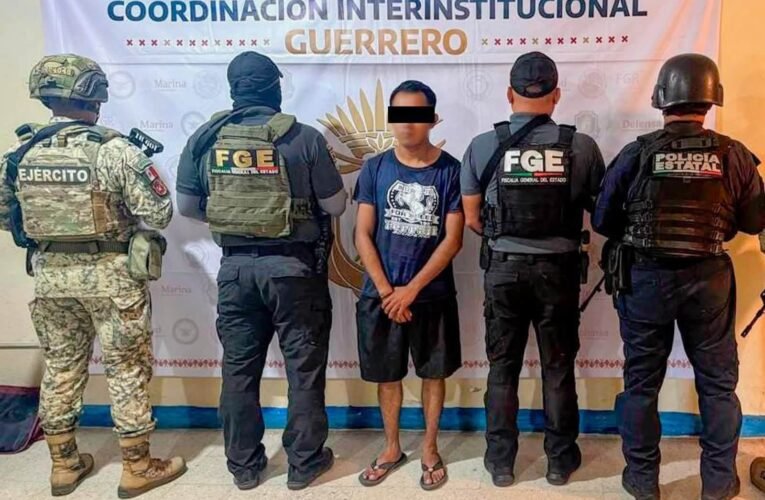 Detienen a policía de Atoyac señalado por delito sexual contra menor
