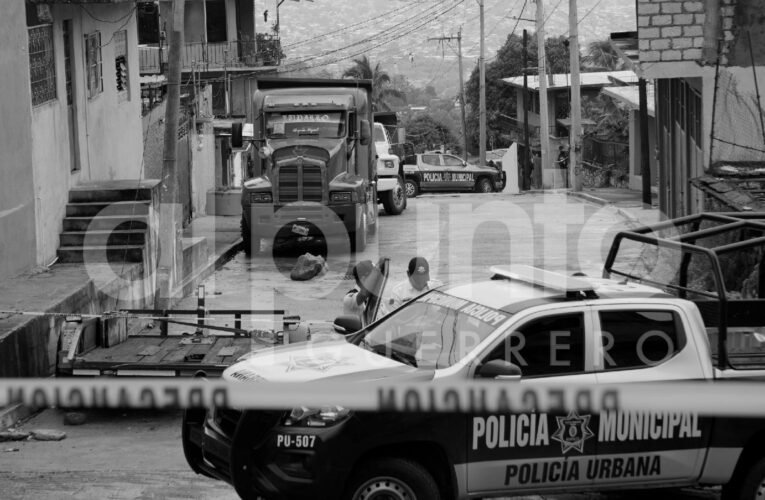 Hallan a hombre asesinado con torniquete en la Vicente Guerrero, Acapulco