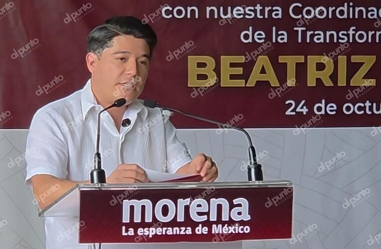 “Si los veo ondeando una bandera de la derecha, los voy a quemar vivos”, advierte Jacinto González a jóvenes